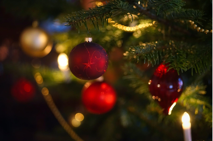 Ornaments for Flocked Artificial Christmas Trees